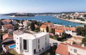 Stunning home in Pula with Outdoor swimming pool, WiFi and 4 Bedrooms